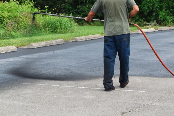 Lot Sealcoating in Turlock