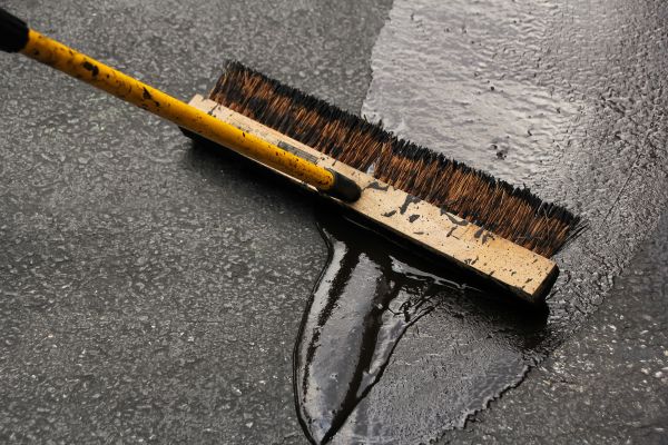 Asphalt Driveway Sealing in Turlock