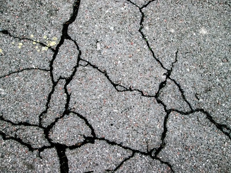 Asphalt Crack Sealing