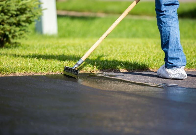 Asphalt Sealcoating